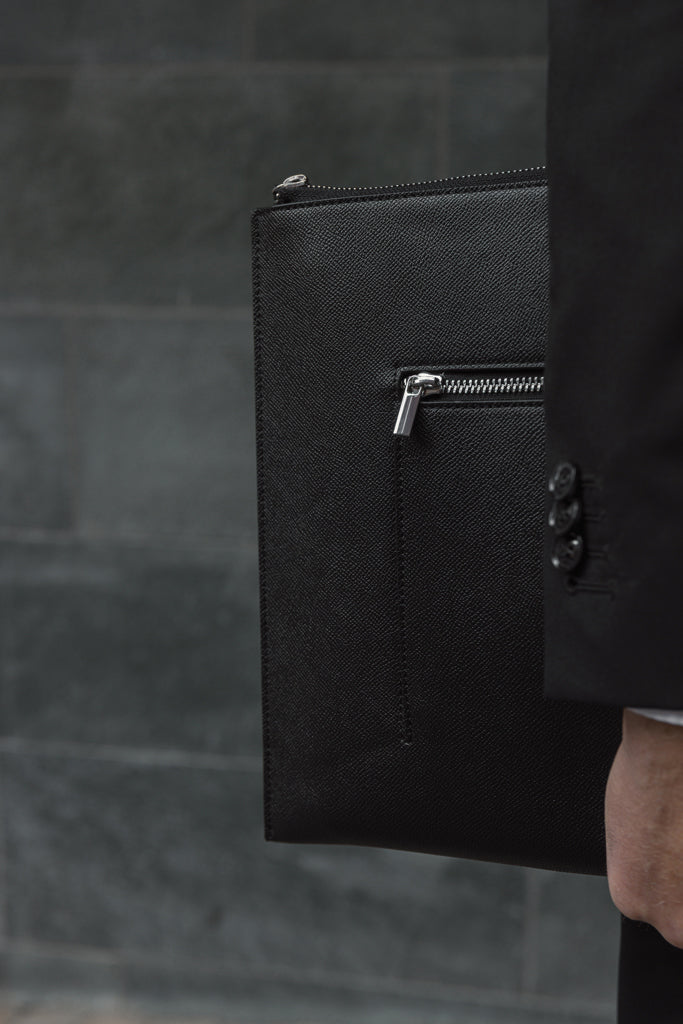 Funda sostenible para portátil fabricada con 41% poliéster reciclado RCS