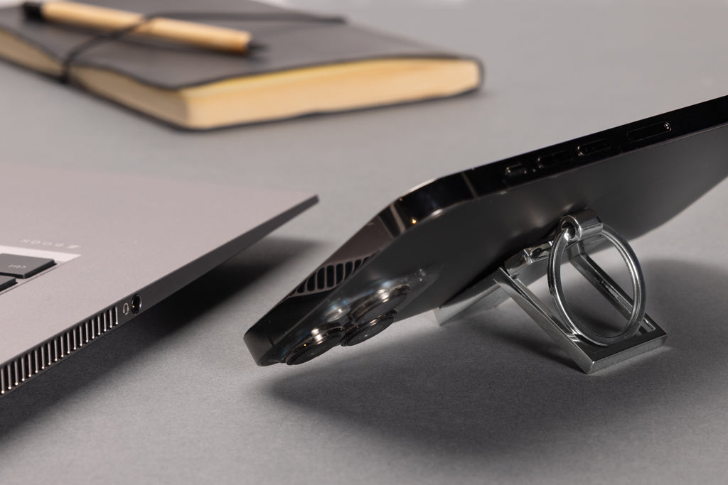 Llavero Soporte para Teléfono Ecológico de Aleación de Zinc Reciclado con Certificado RCS para Personalizar