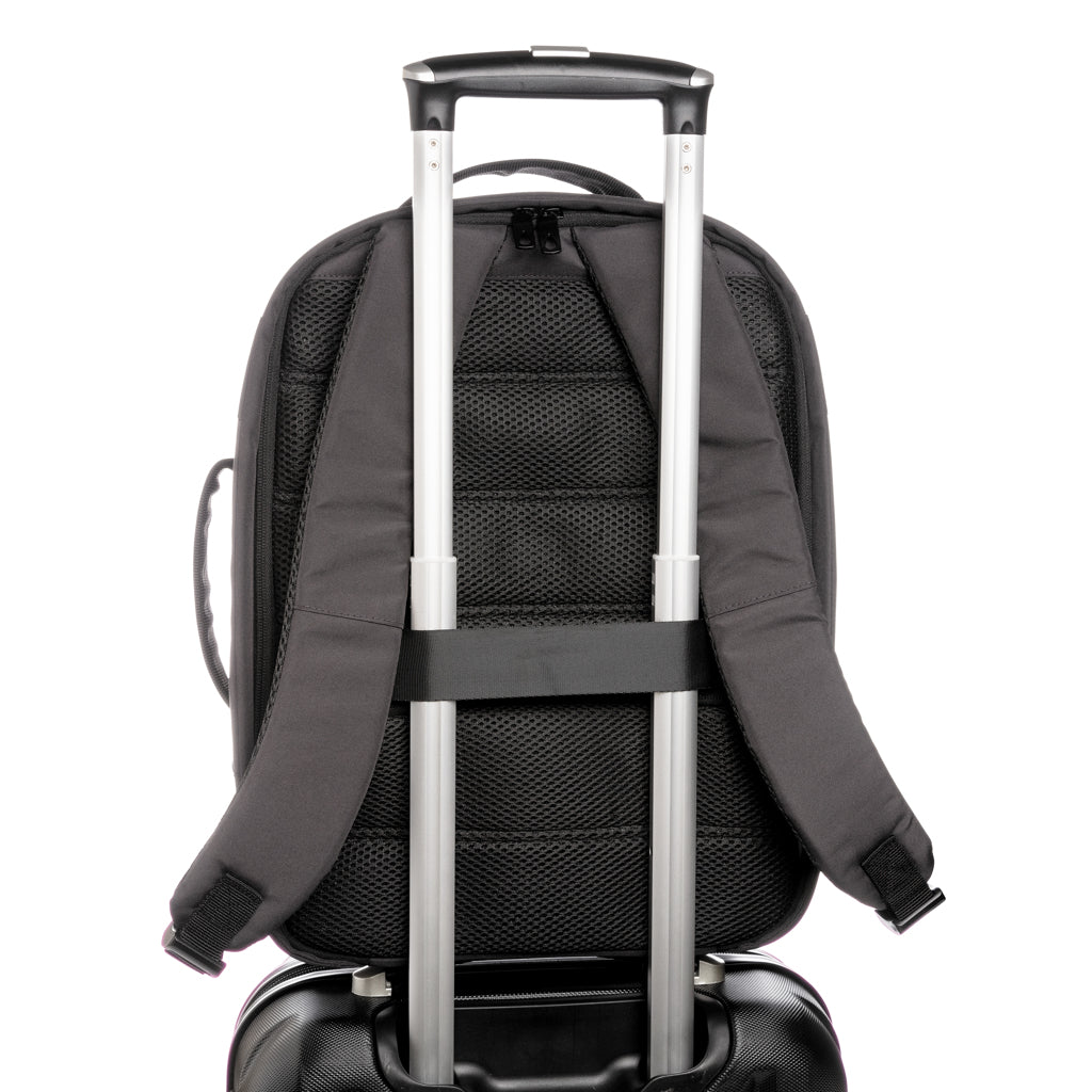 Mochila Ecológica Antirrobo de rPET Reciclado para Personalizar con Funda para Portátil 15,6" con Cintas Trolley Impact AWARE ™ sin PVC