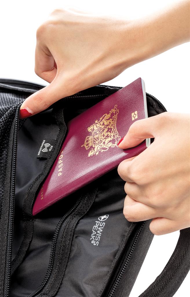 Mochila de Viaje de Fin de Semana Ecológica de rPET Reciclado con Trazador AWARE ™ para Personalizar Especial Negocios y Regalo de Empresa Swiss Peak