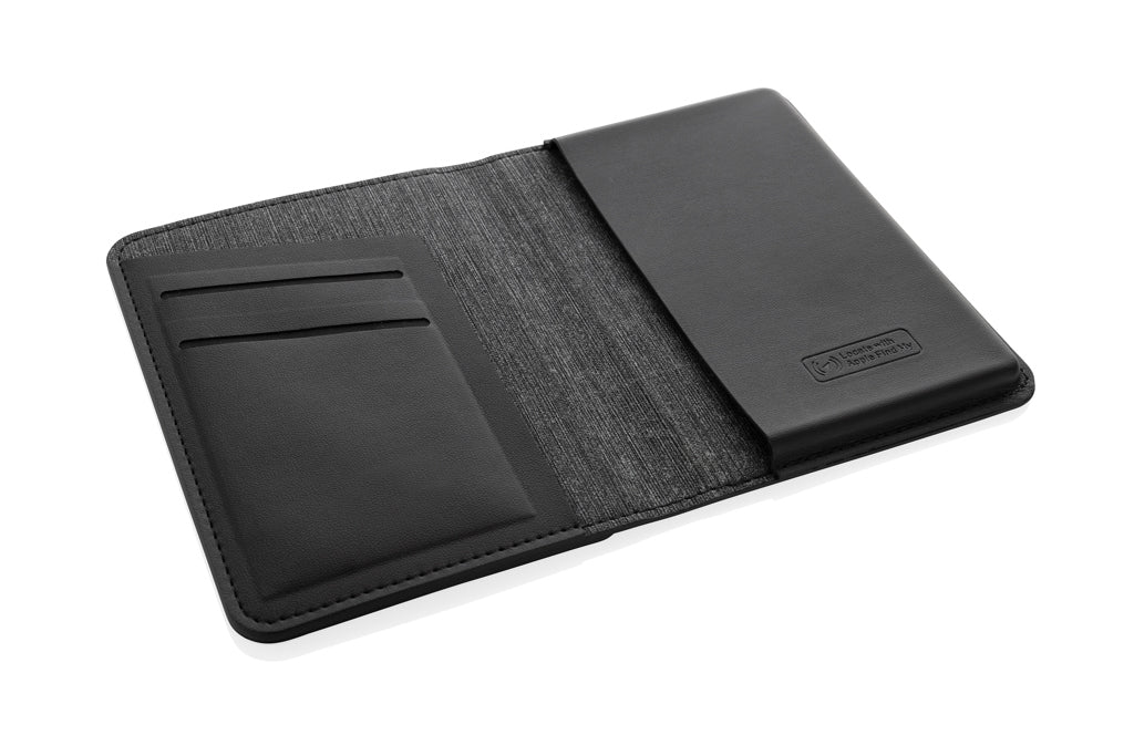 Porta Pasaporte Sostenible de Poliéster Reciclado Certificado RCS con Localizador "Find My" Especial Regalo de Empresa TravelFinder