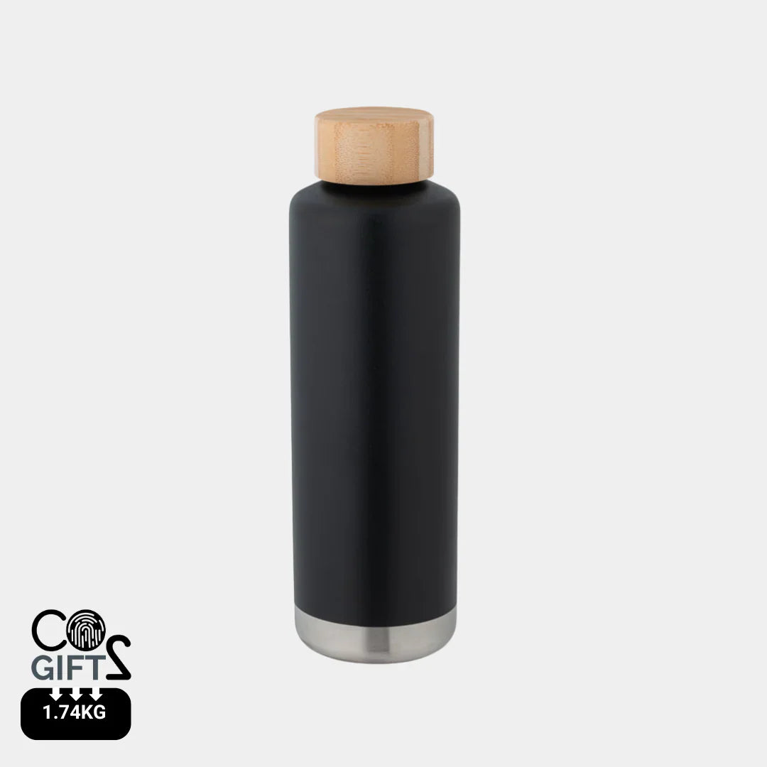 Botella térmica Norre de 640 ml fabricada con acero inoxidable reciclado y tapa de bambú