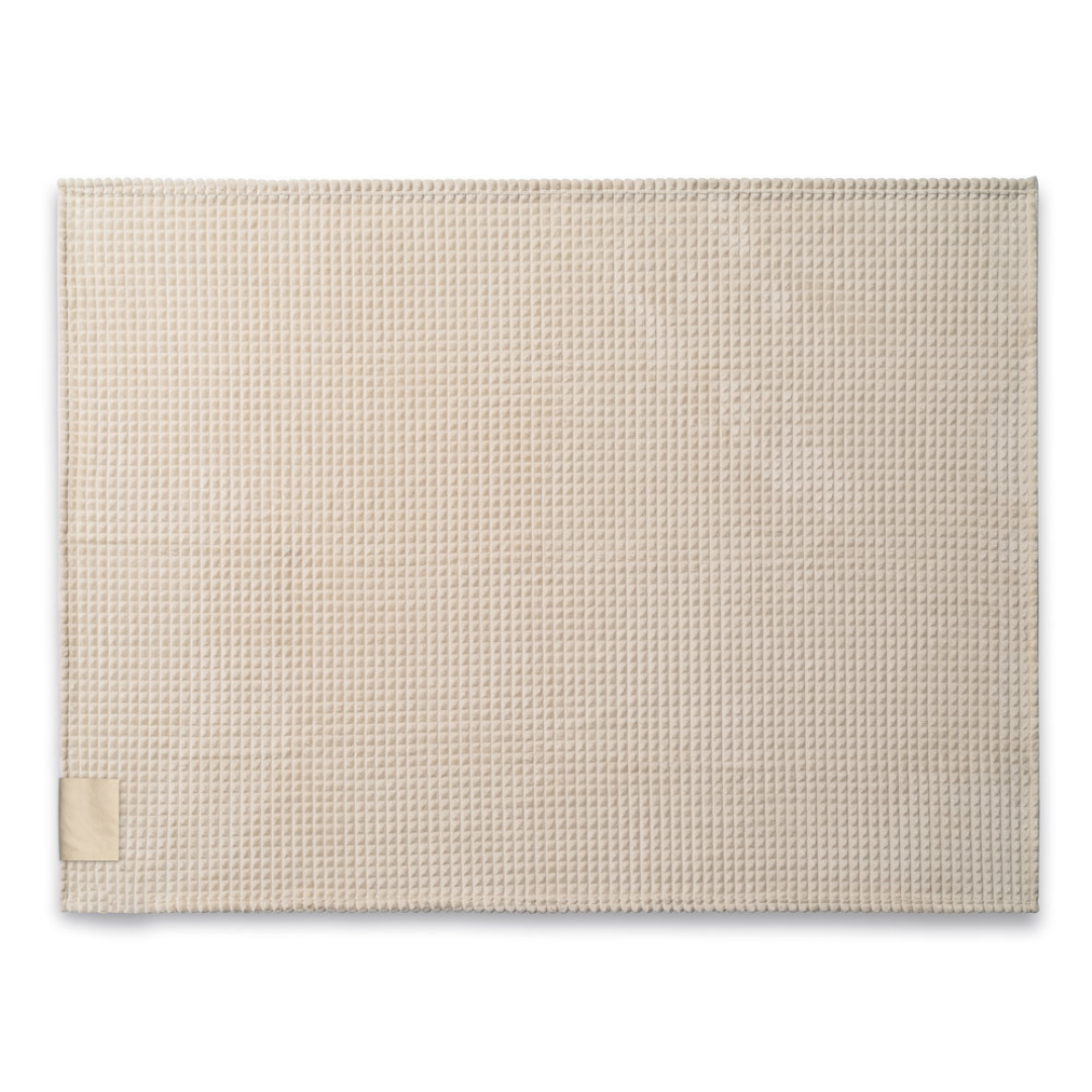 Manta sostenible rPET 100% reciclada con detalle personalizable | CO₂Gifts