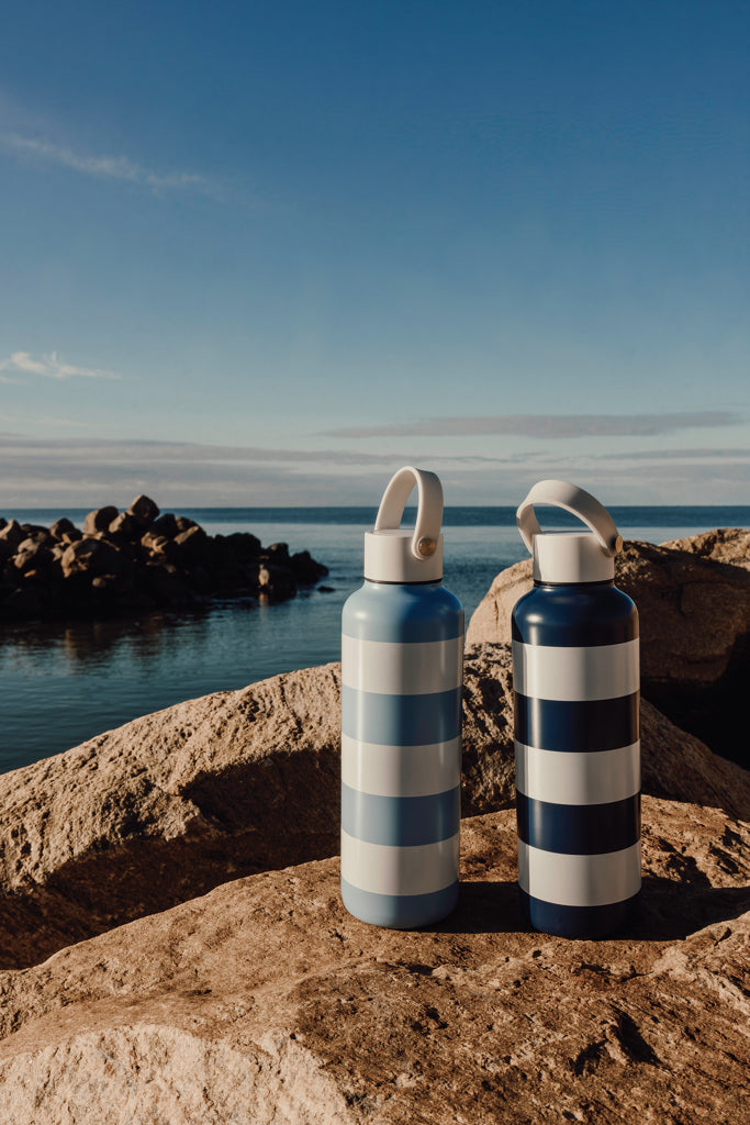 Botella térmica premium 600 ml de acero inoxidable reciclado certificado RCS con doble pared al vacío y asa de silicona