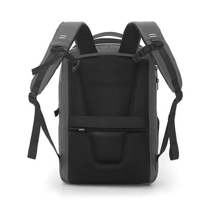 Mochila Sostenible de Viaje de Fin de Semana o de Diario de RPET Resistente al Agua con Compartimento Principal de Apertura 180º Expandible , Compartimento para Portátil y Trazador AWARE™ para Personalizar Bizz