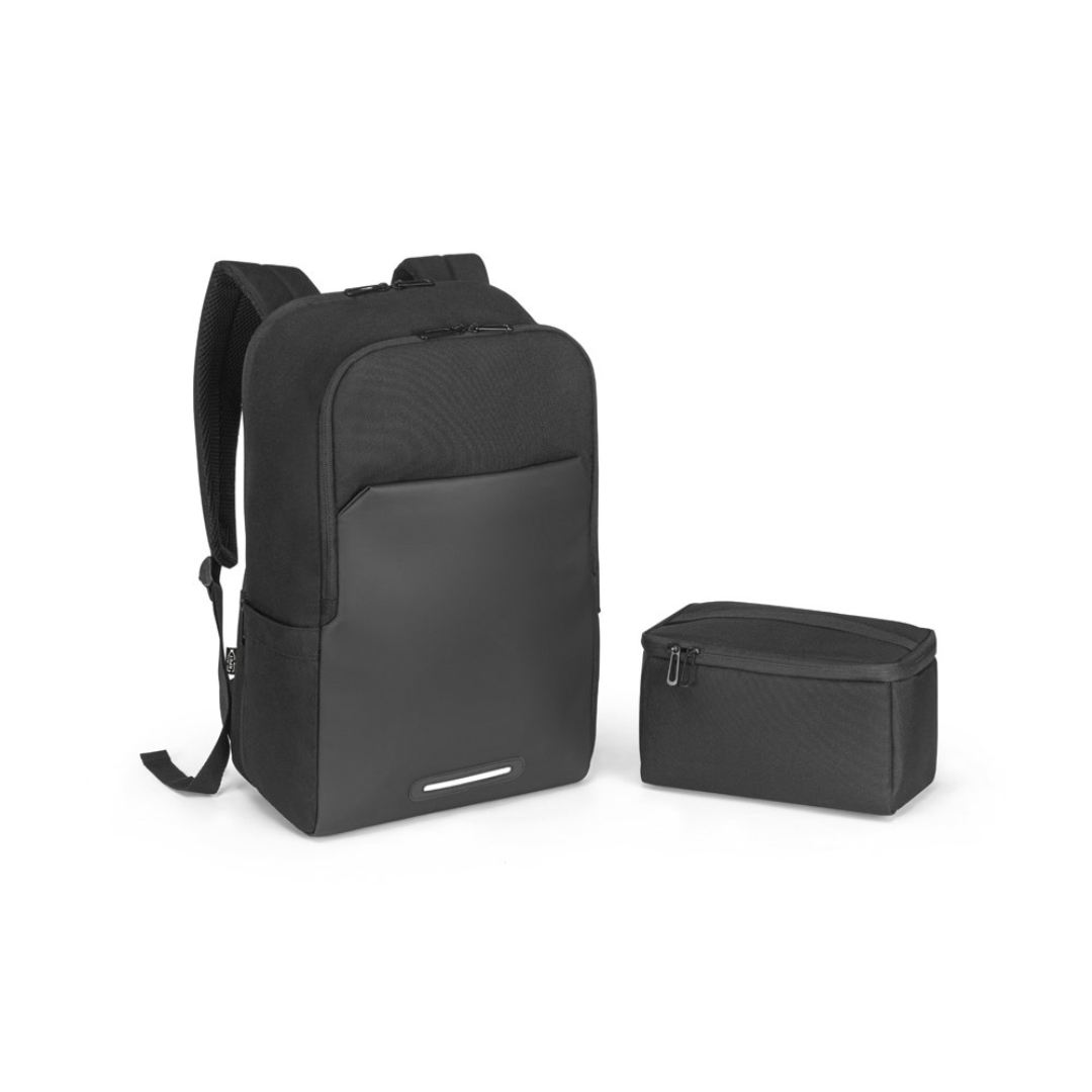 Mochila corporativa ecologica con compartimento para portatil y bolsa termica