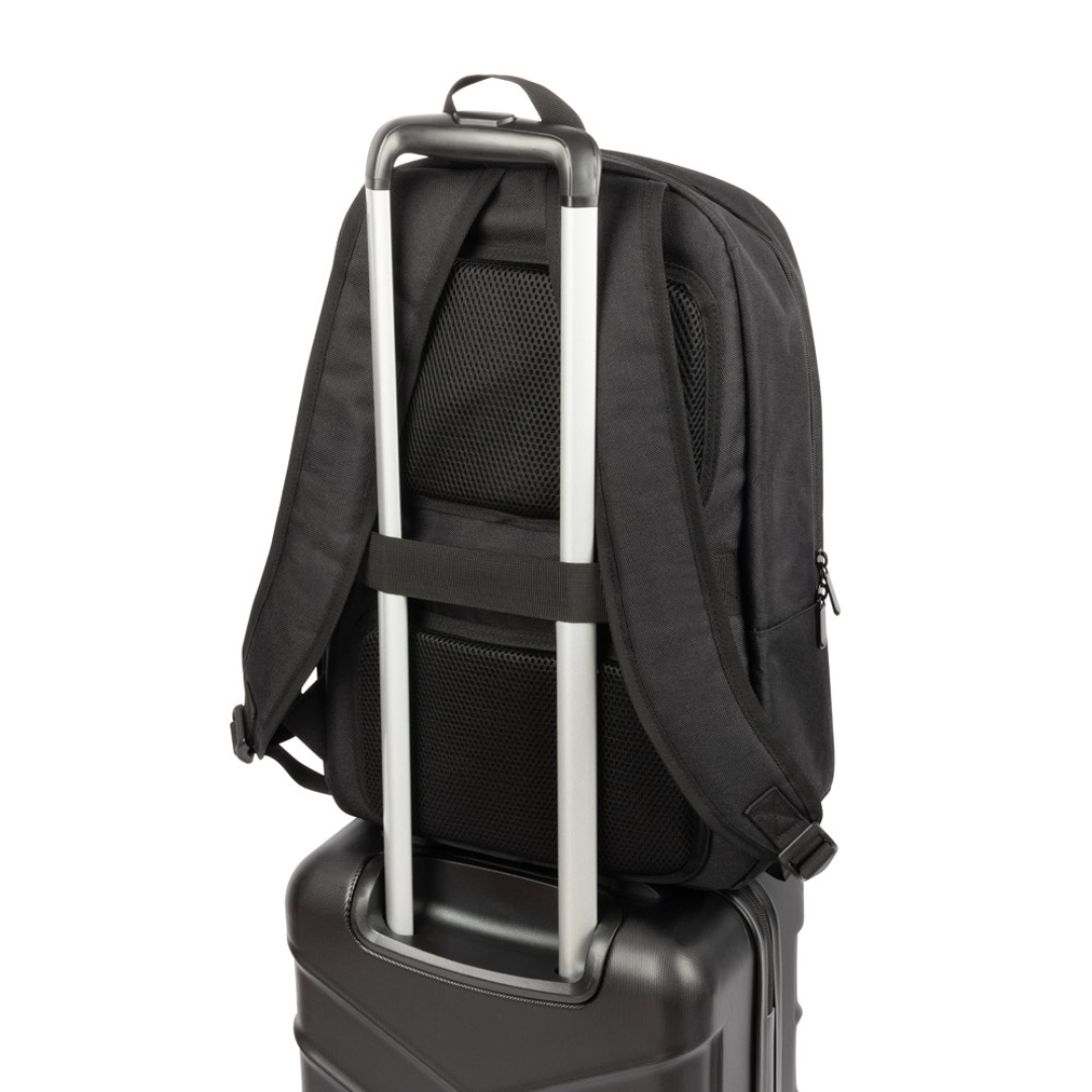 Mochila_ecologica_para_portatil_de_poliester_reciclado_regalo_corporativo_sostenible_5