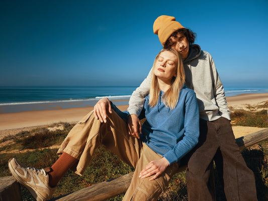 Sudadera Ecológica Unisex con Capucha Regular Fit 50% Algodón Reciclado 50% Orgánico Sin Teñir con Trazador AWARE™ y Certificado OEKO-TEX® para Personalizar Iqoniq Torres 340 G/M²