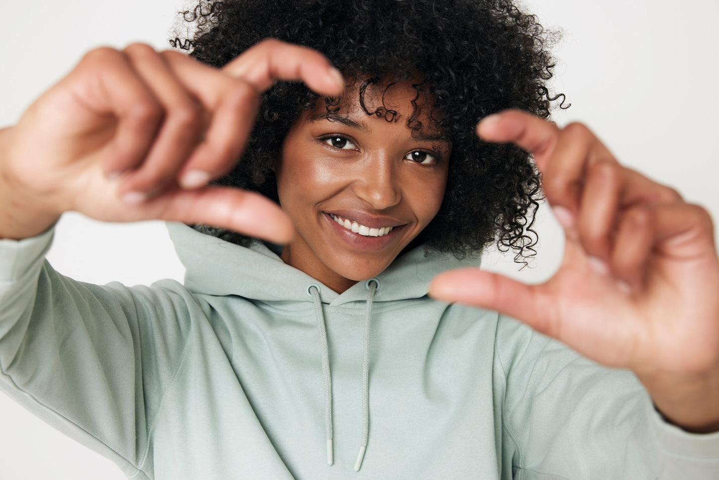 Sudadera con Capucha Ecológica de 50% Algodón Reciclado y 50% Algodón Orgánico para Personalizar con Trazador AWARE™ Iqonic Jasper 340 G/M²
