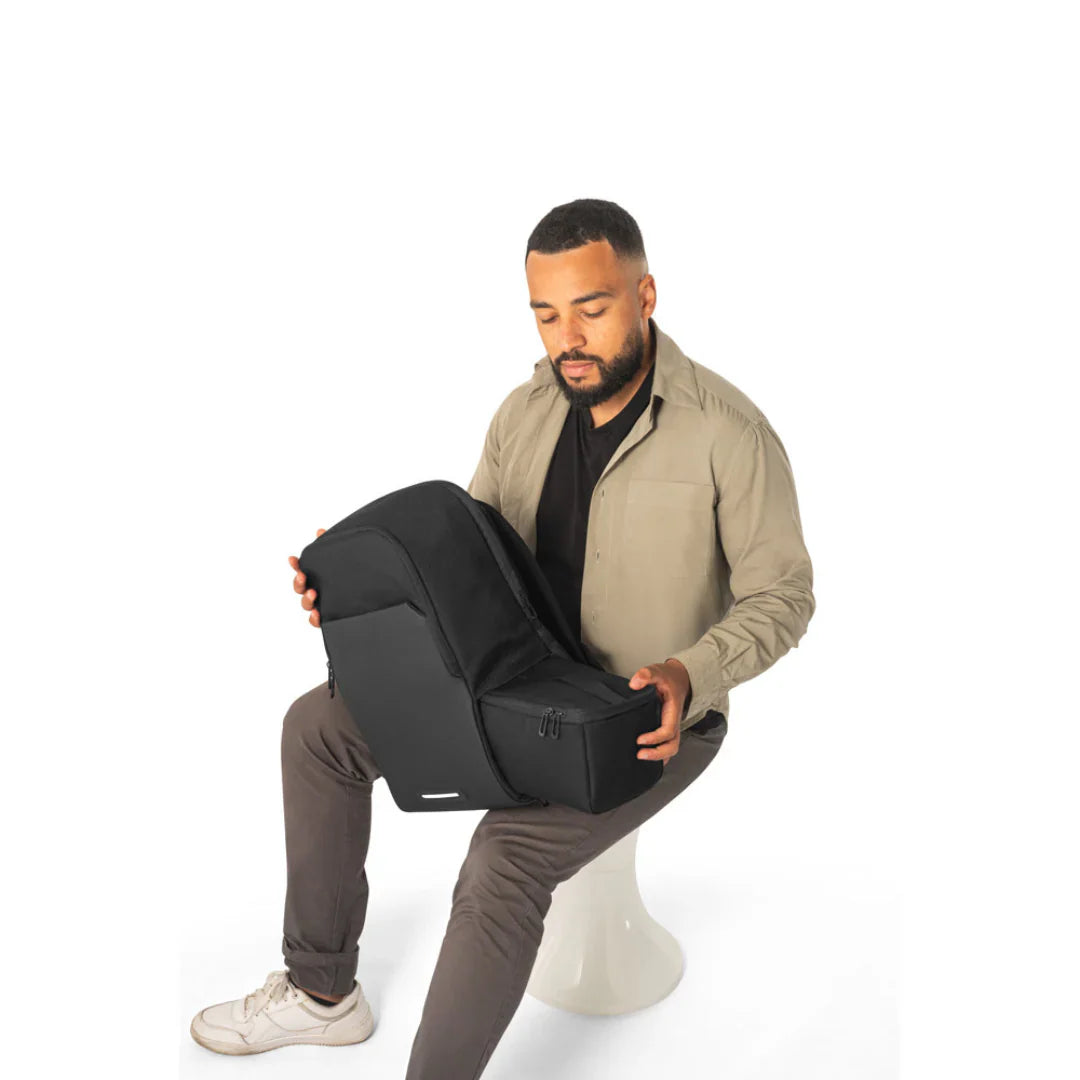 Pack Nómada para onboarding corporativo con mochila para portátil, botella térmica y fiambrera reutilizable