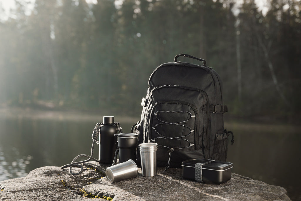 Regalo corporativo sostenible con acero reciclado certificado y referencia amfori BSCI